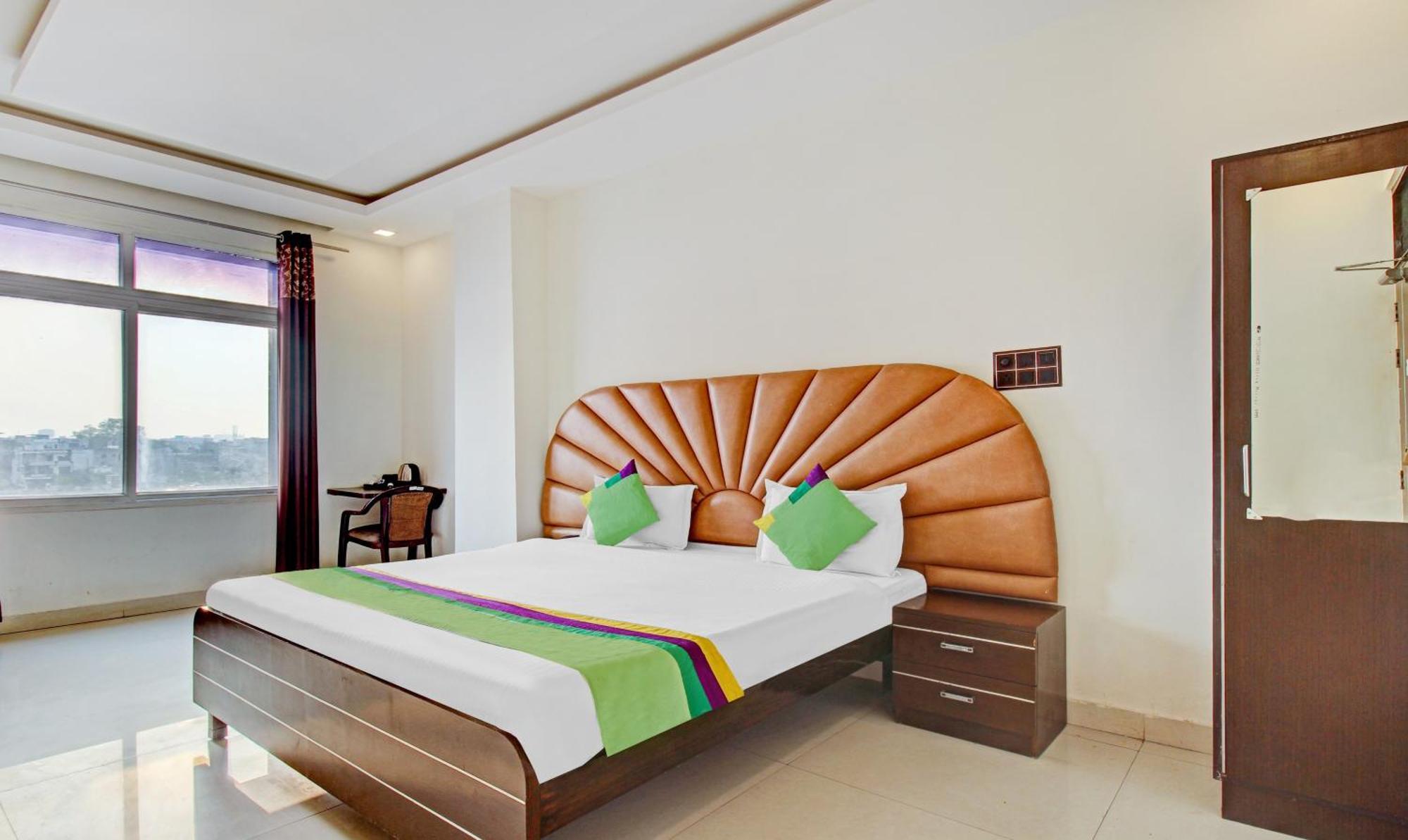 Treebo Silver Grand New Agreement Lucknow Bagian luar foto