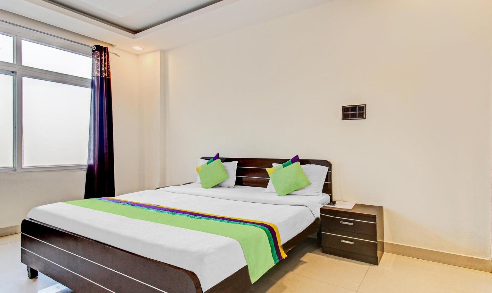 Treebo Silver Grand New Agreement Lucknow Bagian luar foto